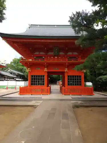 穴八幡宮の山門・神門