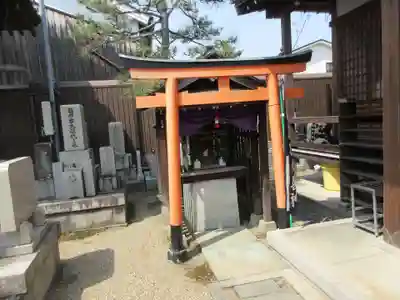 蓮妙寺の末社・摂社