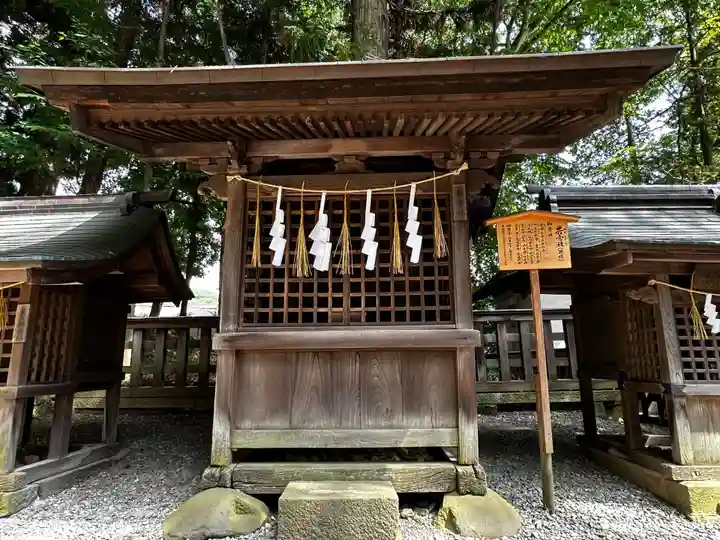 諏訪大社下社秋宮(長野県)