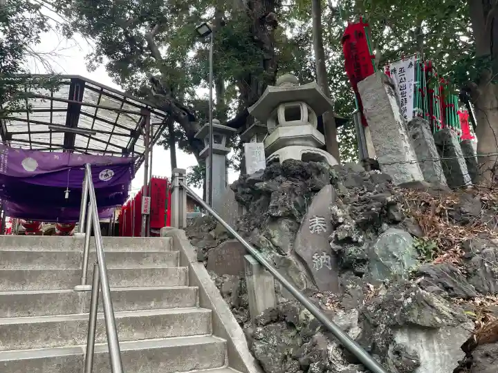 咤枳尼天堂 (出世稲荷)の{uncategorized: "未分類", other: "その他", undefined: "問題あり", building: "その他建物", grave: "お墓", sacred_gate: "鳥居", guardian: "狛犬", statue: "像", buddha: "仏像", history: "歴史", nature: "自然", garden: "庭園", animal: "動物", pagoda: "塔", temizu: "手水舎", mountain_gate: "山門・神門", sanctuary: "本殿・本堂", subordinate: "末社・摂社", art: "芸術", scenery: "景色", jizo: "地蔵", ema: "絵馬", goshuin: "御朱印", omikuji: "おみくじ", items: "授与品その他", amulet: "お守り", goshuincho: "御朱印帳", eats: "食事", festival: "お祭り", votive_dance: "神楽", shichigosan: "七五三参", wedding: "結婚式", experience: "体験その他", initially: "初詣", around: "周辺", anti_infection: "感染症対策"}