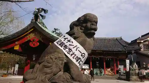 浅草神社の狛犬