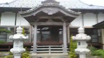 西光寺の本殿・本堂