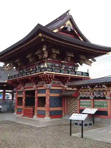 大杉神社の山門・神門