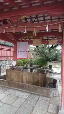 津島神社の手水舎