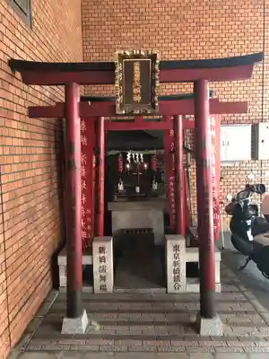 演舞場稲荷大明神の本殿・本堂