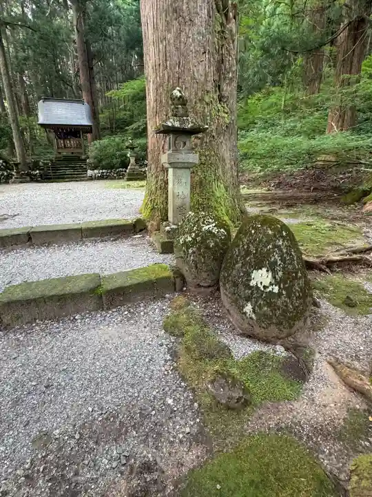 雄山神社中宮祈願殿(富山県)