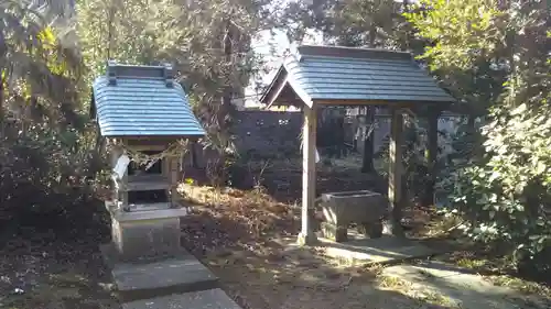 厳島神社の末社