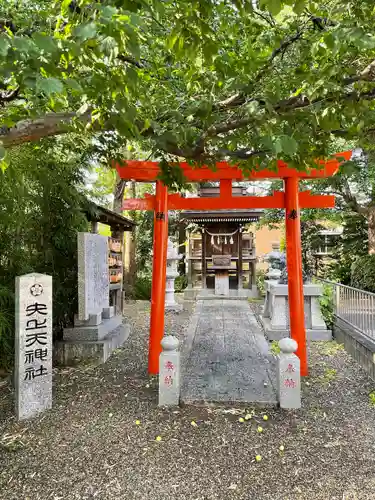 日吉神社の鳥居