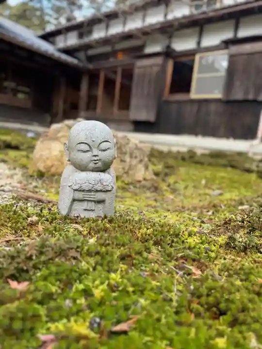 吸湖山 青岸寺の地蔵