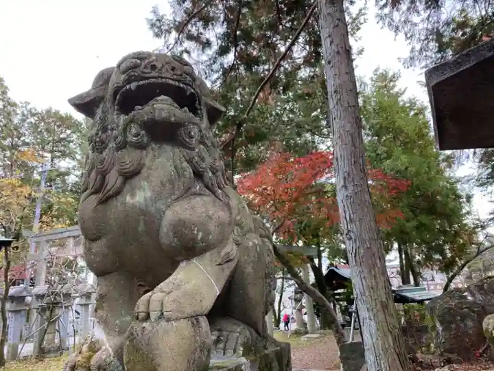 針綱神社の狛犬
