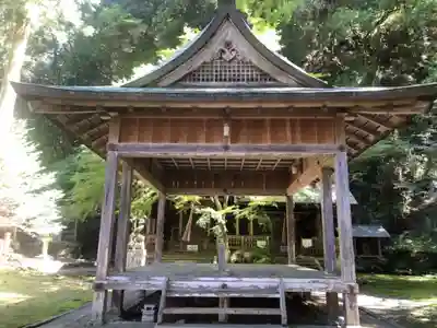 岩戸落葉神社の本殿・本堂