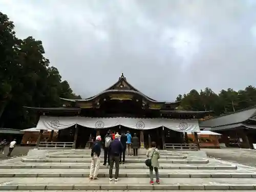 彌彦神社の本殿