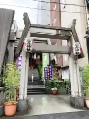 烏森神社の鳥居