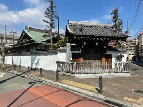 法隆寺の山門