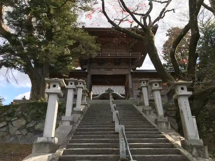 降松神社の山門・神門