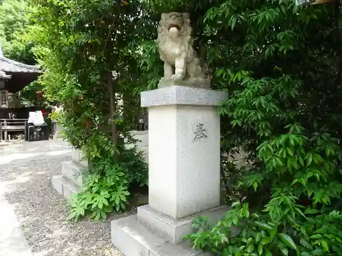 池袋御嶽神社の狛犬