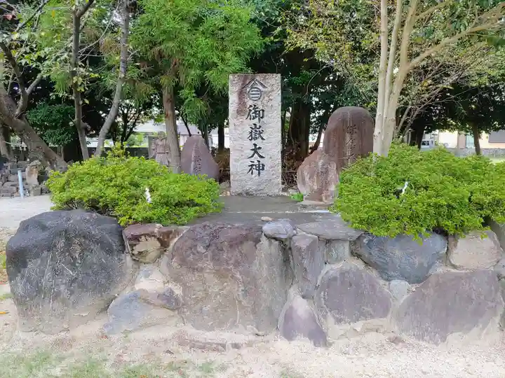 神明社(堀ノ内町)の末社・摂社