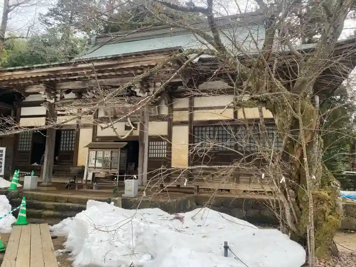 松尾寺の{uncategorized: "未分類", other: "その他", undefined: "問題あり", building: "その他建物", grave: "お墓", sacred_gate: "鳥居", guardian: "狛犬", statue: "像", buddha: "仏像", history: "歴史", nature: "自然", garden: "庭園", animal: "動物", pagoda: "塔", temizu: "手水舎", mountain_gate: "山門・神門", sanctuary: "本殿・本堂", subordinate: "末社・摂社", art: "芸術", scenery: "景色", jizo: "地蔵", ema: "絵馬", goshuin: "御朱印", omikuji: "おみくじ", items: "授与品その他", amulet: "お守り", goshuincho: "御朱印帳", eats: "食事", festival: "お祭り", votive_dance: "神楽", shichigosan: "七五三参", wedding: "結婚式", experience: "体験その他", initially: "初詣", around: "周辺", anti_infection: "感染症対策"}