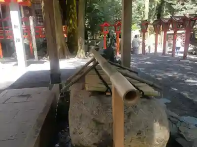椿岸神社の手水舎