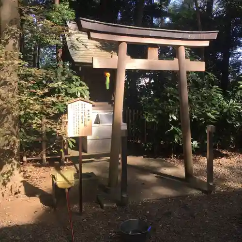 岩槻久伊豆神社の鳥居