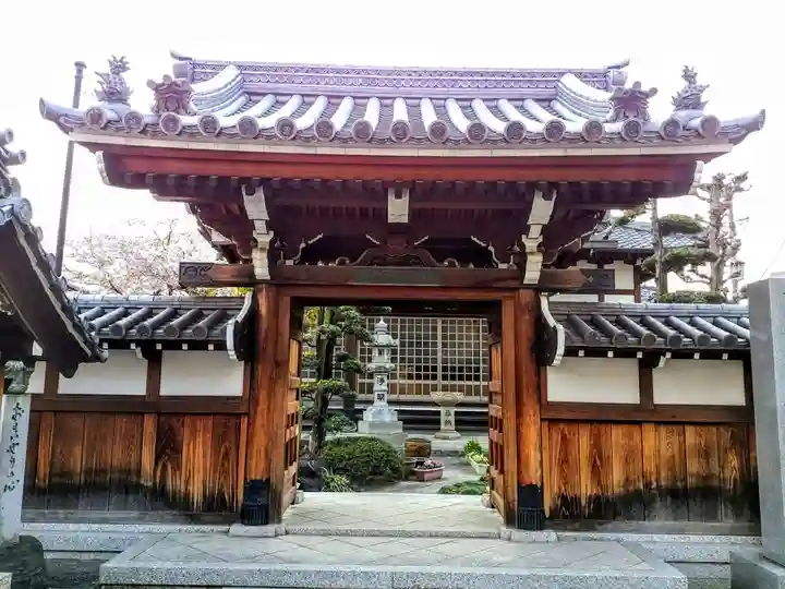慈済寺の山門・神門