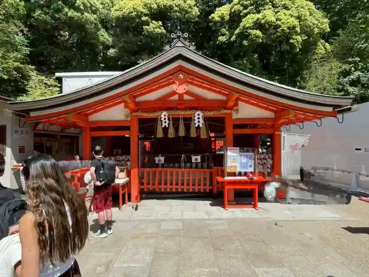 伏見稲荷大社 奥社奉拝所の{uncategorized: "未分類", other: "その他", undefined: "問題あり", building: "その他建物", grave: "お墓", sacred_gate: "鳥居", guardian: "狛犬", statue: "像", buddha: "仏像", history: "歴史", nature: "自然", garden: "庭園", animal: "動物", pagoda: "塔", temizu: "手水舎", mountain_gate: "山門・神門", sanctuary: "本殿・本堂", subordinate: "末社・摂社", art: "芸術", scenery: "景色", jizo: "地蔵", ema: "絵馬", goshuin: "御朱印", omikuji: "おみくじ", items: "授与品その他", amulet: "お守り", goshuincho: "御朱印帳", eats: "食事", festival: "お祭り", votive_dance: "神楽", shichigosan: "七五三参", wedding: "結婚式", experience: "体験その他", initially: "初詣", around: "周辺", anti_infection: "感染症対策"}
