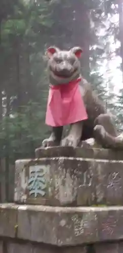 三峯神社の狛犬