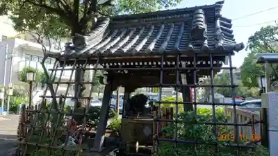 白山神社の手水舎