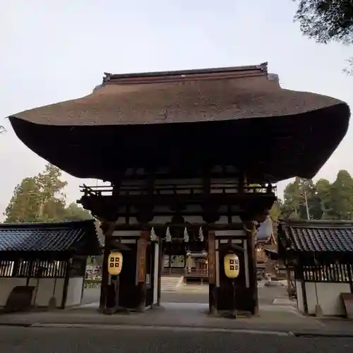 沙沙貴神社の山門