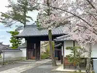 成就院の山門・神門