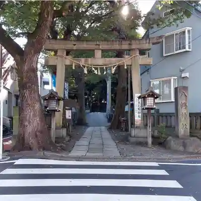 中目黒八幡神社の鳥居