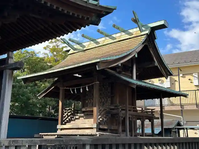 神明神社の本殿