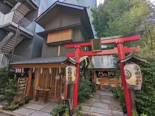 五十稲荷神社(栄寿稲荷神社)のその他建物