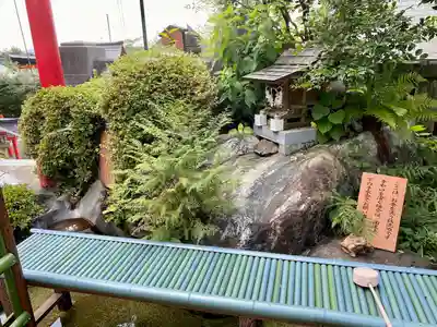 三光稲荷神社の末社・摂社