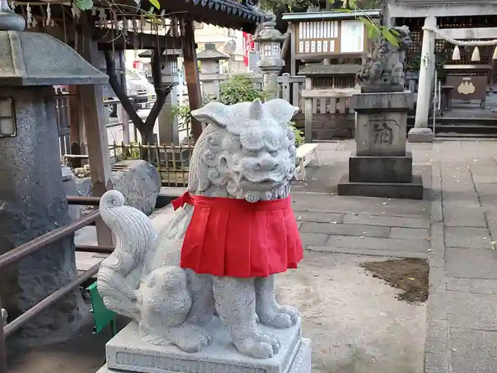 浅間神社(那古野浅間神社)の狛犬