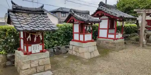 春日神社の末社