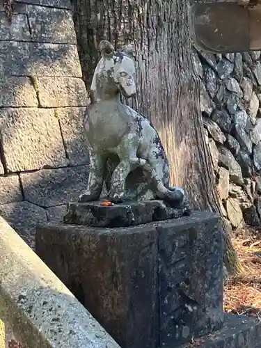 三峯神社の狛犬