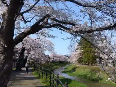 乙吉稲荷神社(新潟県)