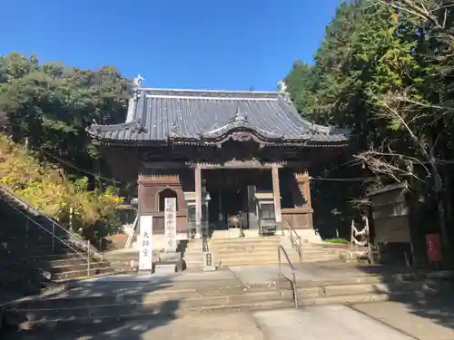 熊谷寺の本殿・本堂
