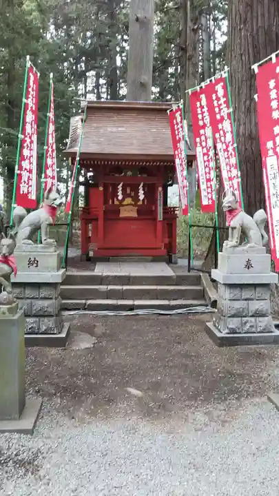 北口本宮冨士浅間神社の末社・摂社