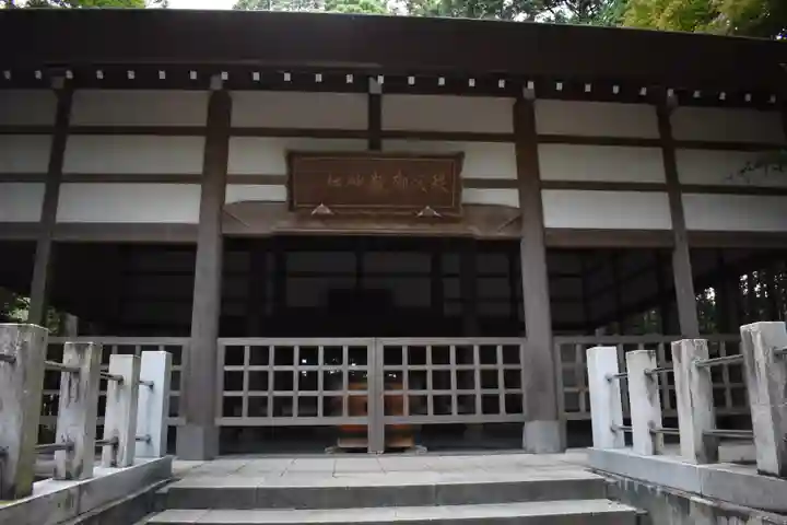 秩父御嶽神社の本殿・本堂