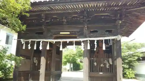 長明寺の山門