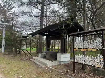 神楽神社の{uncategorized: "未分類", other: "その他", undefined: "問題あり", building: "その他建物", grave: "お墓", sacred_gate: "鳥居", guardian: "狛犬", statue: "像", buddha: "仏像", history: "歴史", nature: "自然", garden: "庭園", animal: "動物", pagoda: "塔", temizu: "手水舎", mountain_gate: "山門・神門", sanctuary: "本殿・本堂", subordinate: "末社・摂社", art: "芸術", scenery: "景色", jizo: "地蔵", ema: "絵馬", goshuin: "御朱印", omikuji: "おみくじ", items: "授与品その他", amulet: "お守り", goshuincho: "御朱印帳", eats: "食事", festival: "お祭り", votive_dance: "神楽", shichigosan: "七五三参", wedding: "結婚式", experience: "体験その他", initially: "初詣", around: "周辺", anti_infection: "感染症対策"}