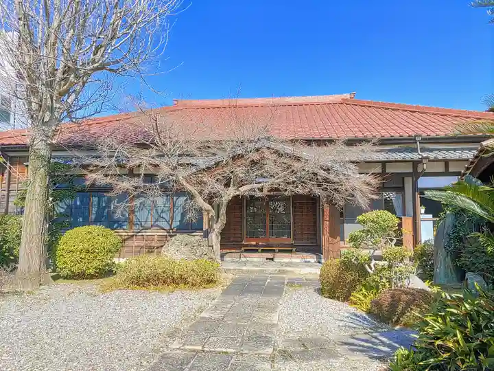 徳成寺の本殿・本堂