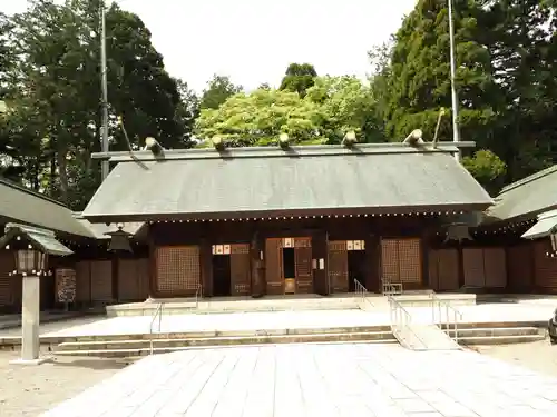 石川護國神社の本殿