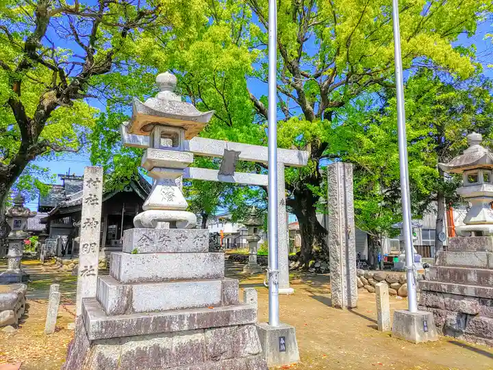 神明社(曽本神明社)のその他建物