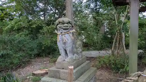 中川熊野神社の狛犬
