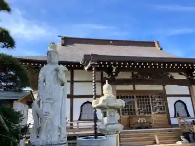 海寳寺の本殿・本堂