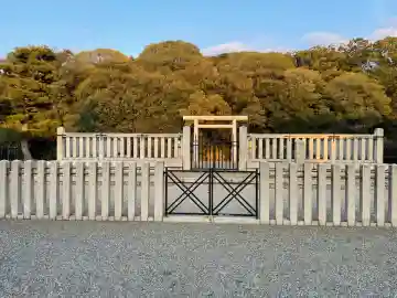 河内坂門原陵 (清寧天皇陵)の{uncategorized: "未分類", other: "その他", undefined: "問題あり", building: "その他建物", grave: "お墓", sacred_gate: "鳥居", guardian: "狛犬", statue: "像", buddha: "仏像", history: "歴史", nature: "自然", garden: "庭園", animal: "動物", pagoda: "塔", temizu: "手水舎", mountain_gate: "山門・神門", sanctuary: "本殿・本堂", subordinate: "末社・摂社", art: "芸術", scenery: "景色", jizo: "地蔵", ema: "絵馬", goshuin: "御朱印", omikuji: "おみくじ", items: "授与品その他", amulet: "お守り", goshuincho: "御朱印帳", eats: "食事", festival: "お祭り", votive_dance: "神楽", shichigosan: "七五三参", wedding: "結婚式", experience: "体験その他", initially: "初詣", around: "周辺", anti_infection: "感染症対策"}