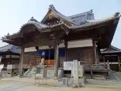 長尾寺の本殿